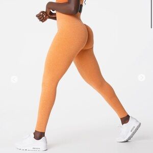 NVGTN Sunset Orange Scrunch Seamless Leggings Small New with tags